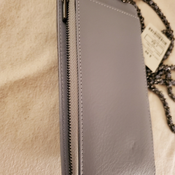 Overland Izmir Leather Crossbody Phone Wallet Light Blue - Picture 5 of 9